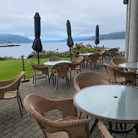 Smaken Av Ryfylke Event As Overnatting, Bygningen Drives Ikke Som Hotell Hjelmeland Exteriör bild